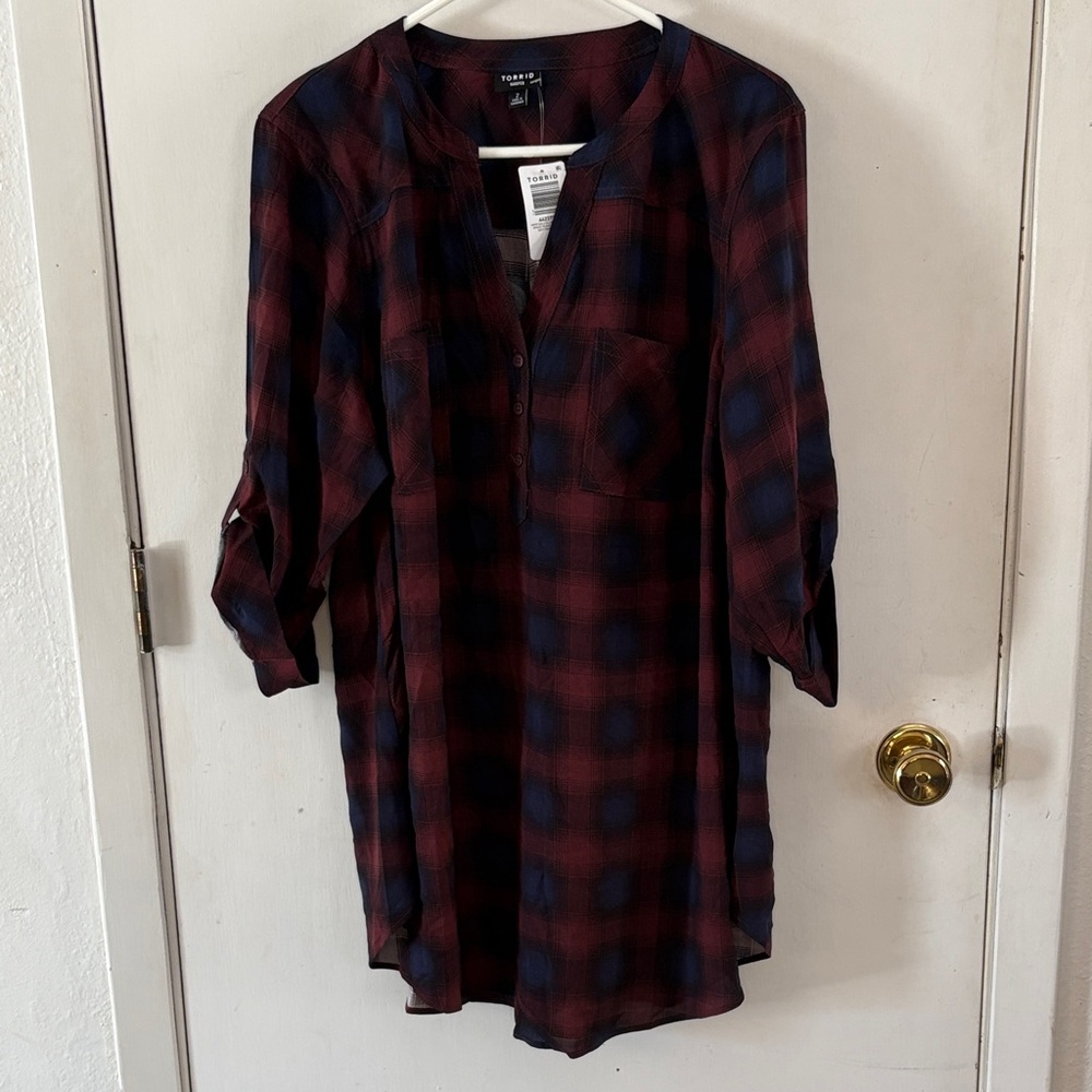 Torrid Size 2 Harper Maud Sassafras blue wine plaid short sleeve sleep shirt